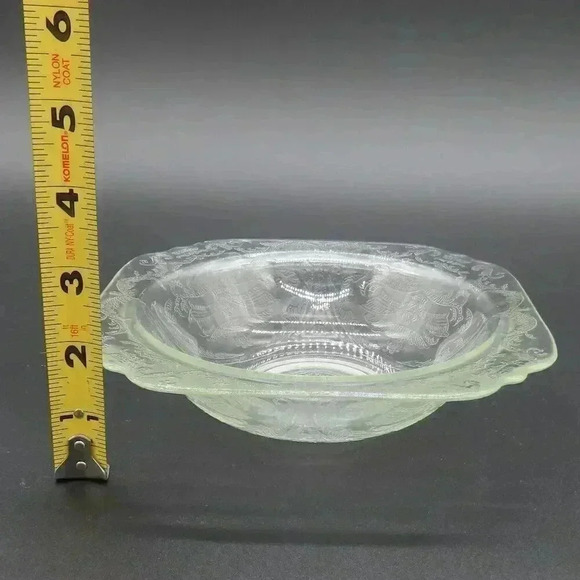 Madrid Recollection Soup Bowls with Square Rims, by Indiana Glass, Vintage - Picture 3 of 7